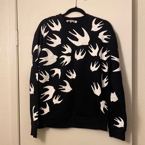 Mcq Alexander Mcqueen Black / White Print Swallow Sweatshirt